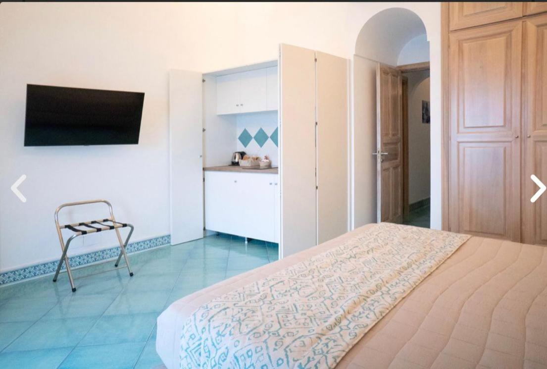 Casa Adelaide Hotel กาปรี ภายนอก รูปภาพ